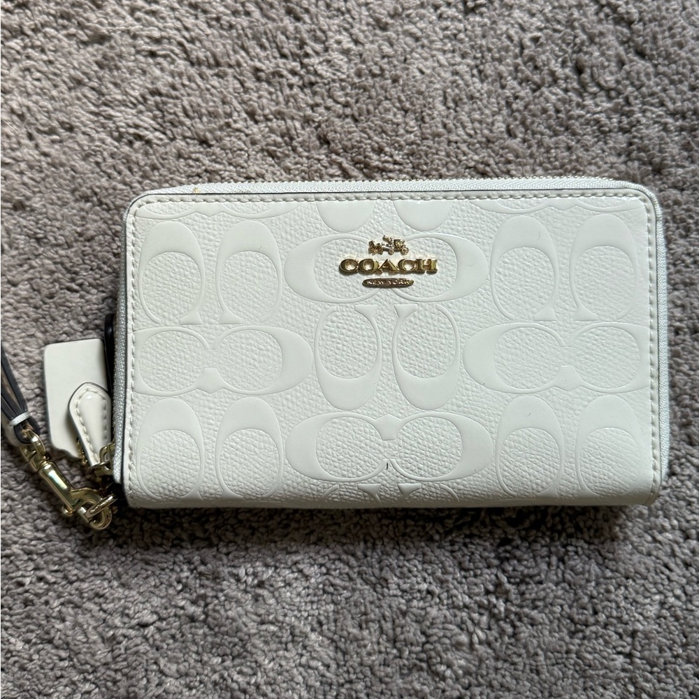 coach wristlet wallet